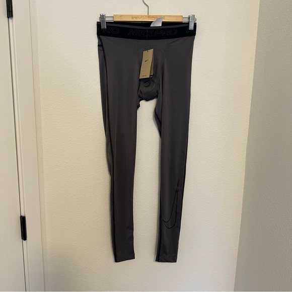 Nike Dri-FIT Pro Tight Gray Black Cropped Fit Athletic Training Size M Men’s - Picture 2 of 8